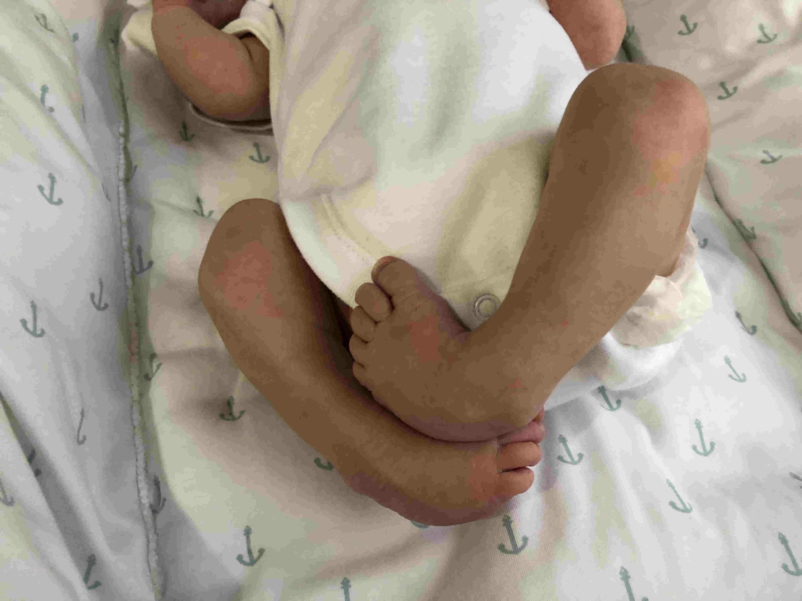 Holasova male Holasova male